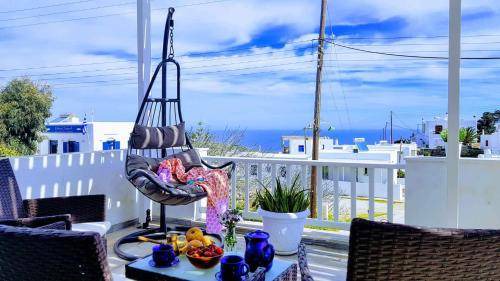 Sifnos Villa | 125 m² Villa ∙ 2 bedrooms ∙ 8 guests