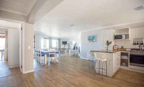 Keurboomstrand House | 126 m² House ∙ 2 bedrooms ∙ 4 guests