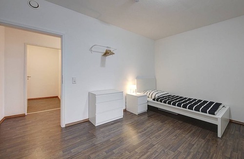 Cannstatt-Mitte Resort | 126 m² Private room ∙ 1 bedroom ∙ 1 guest