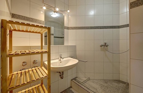 Cannstatt-Mitte Resort | 126 m² Private room ∙ 1 bedroom ∙ 1 guest