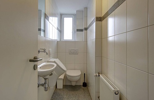 Cannstatt-Mitte Resort | 126 m² Private room ∙ 1 bedroom ∙ 1 guest