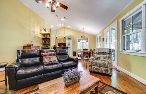 Bear Lake Reserve Cottage | 127 m² Cabin ∙ 2 bedrooms ∙ 4 guests