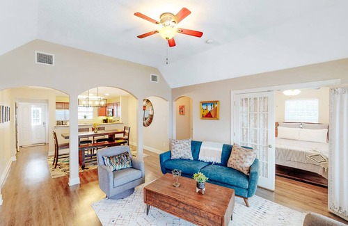 Historic Garderns House | 127 m² House ∙ 3 bedrooms ∙ 6 guests