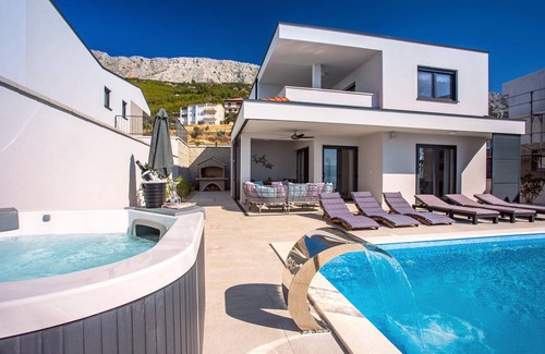 Jesenice Villa | 127 m² Villa ∙ 4 bedrooms ∙ 9 guests