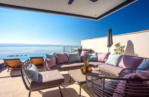 Jesenice Villa | 127 m² Villa ∙ 4 bedrooms ∙ 9 guests
