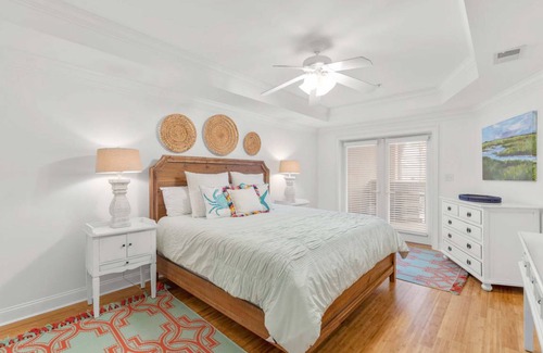 Tybee Island Condo | 128 m² Condo ∙ 3 bedrooms ∙ 8 guests