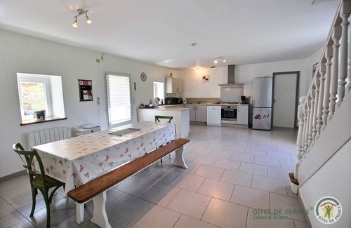 Lanvellec House | 128 m² Gîte ∙ 3 bedrooms ∙ 6 guests