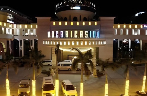 Bavet Hotel | 128 m² Hotel ∙ 2 guests
