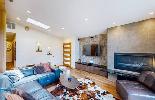 Blue Heron House | 128 m² House ∙ 2 bedrooms ∙ 4 guests