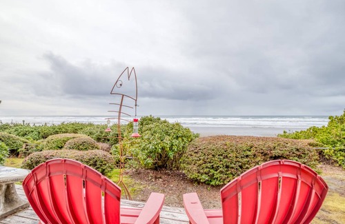 Seal Rock House | 128 m² House ∙ 2 bedrooms ∙ 6 guests