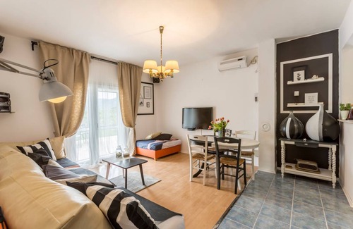 Opuzen House | 128 m² House ∙ 4 bedrooms ∙ 7 guests