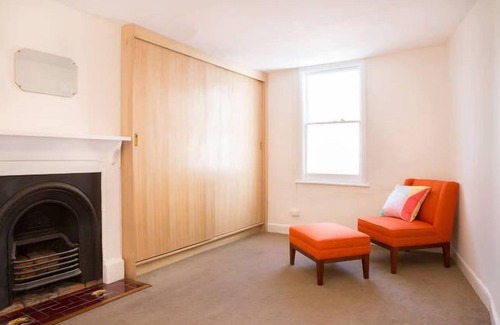 Sullivan's Cove Apartment | 128 Murray Apartment 2 | Hobart CBD