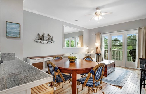 Folly Beach Condo | 129 m² Condo ∙ 3 bedrooms ∙ 6 guests
