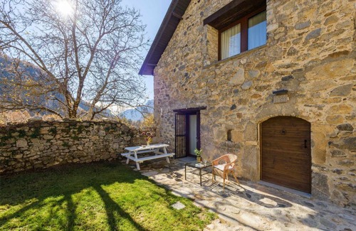 El Pueyo de Jaca House | 129 m² House ∙ 3 bedrooms ∙ 6 guests