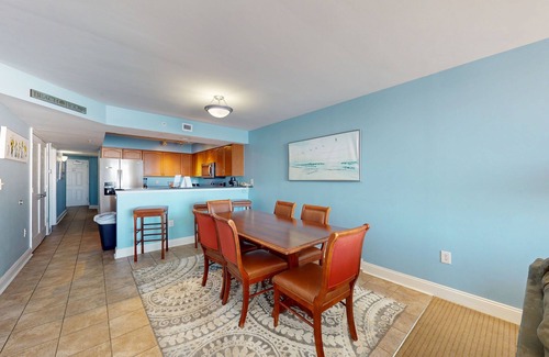 Crescent Beach Condo | 12th-floor oceanfront condo with hot tub, balcony & pool