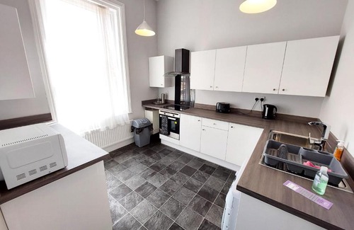 South Cliff Apartment | 13 Flat 4 Esplanade Gardens
