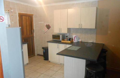 Bloemfontein Apartment | 13 m² Apartment ∙ 2 bedrooms ∙ 4 guests