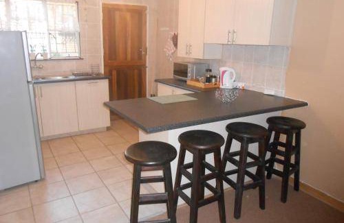 Bloemfontein Apartment | 13 m² Apartment ∙ 2 bedrooms ∙ 4 guests