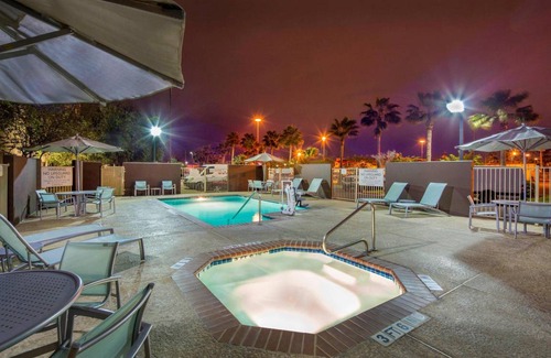 Bonanza Hotel | 13 m² Hotel ∙ 127 guests