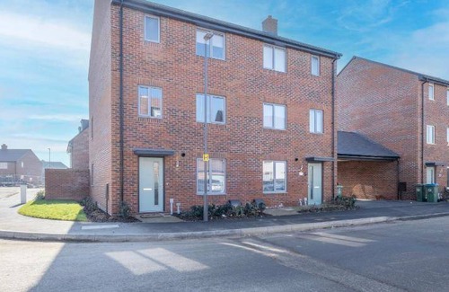 Aylesbury House | 13 m² House ∙ 5 bedrooms ∙ 12 guests