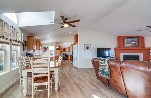 Big Water House | 13 Mi to Lake Powell: Mtn-View Home w/Deck & BBQ