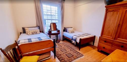 Westcliff House | 13 on Marine