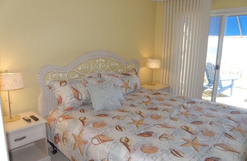 Midtown Ocean City House | 13 on the beach 10, Ocean City, MD, USA - Beautiful direct ocean front 3 bedroom 2 bath townhome