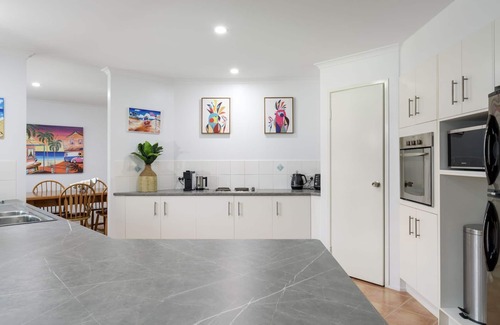 Rainbow Beach House | 13 Orania Court, Rainbow Shores - Pool, sleeps 8, air conditioning, fire pit