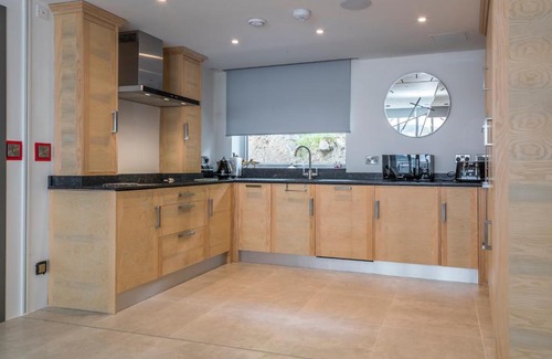 Tenby Apartment | 13 Waters Edge