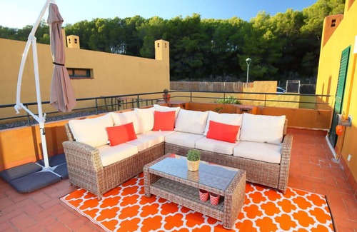 Tamarit Other | 130 m² Accommodation ∙ 3 bedrooms ∙ 6 guests