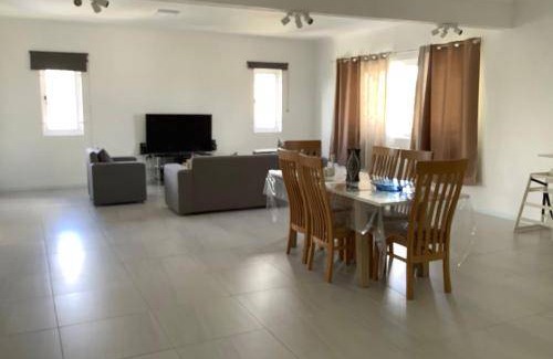 Pointe Aux Sables Apartment | 130 m² Apartment ∙ 2 bedrooms ∙ 5 guests