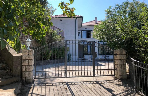 Rab Town Apartment | 130 m² Apartment ∙ 4 bedrooms ∙ 8 guests
