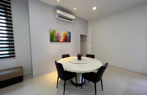 Kuching Apartment | 130 m² Apartment ∙ 3 bedrooms ∙ 10 guests