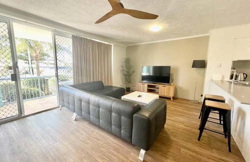 Mermaid Beach Apartment | 130 m² Apartment ∙ 2 bedrooms ∙ 4 guests