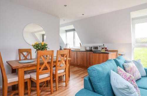 Trearddur Bay Apartment | 130 m² Apartment ∙ 3 bedrooms ∙ 6 guests