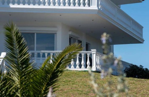 Kato Sounion Apartment | 130 m² Apartment ∙ 3 bedrooms ∙ 8 guests