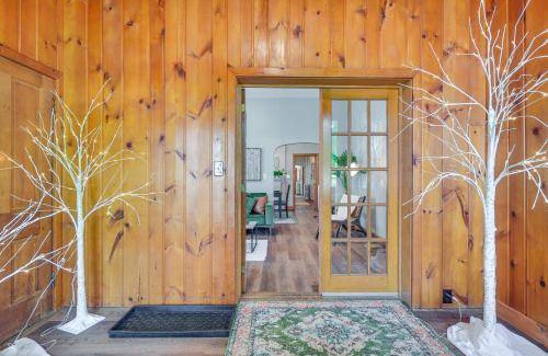 Historic Downtown Bedford Apartment | 130 m² Apartment ∙ 2 bedrooms ∙ 4 guests