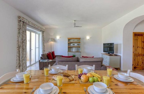 Ta' Għammar Apartment | 130 m² Apartment ∙ 2 bedrooms ∙ 5 guests