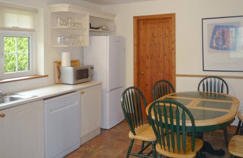 Kenmare Cottage | 130 m² Cabin ∙ 3 bedrooms ∙ 6 guests