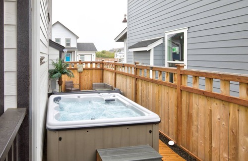 Ocean Shores Cottage | 130 m² Cabin ∙ 3 bedrooms ∙ 6 guests