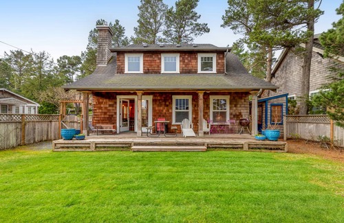 Gearhart Cottage | 130 m² Cabin ∙ 4 bedrooms ∙ 8 guests