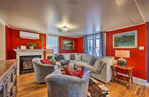 Eureka Springs Historic District Cottage | 130 m² Cabin ∙ 3 bedrooms ∙ 6 guests