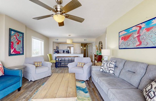 Fort Walton Beach Condo | 130 m² Condo ∙ 3 bedrooms ∙ 8 guests