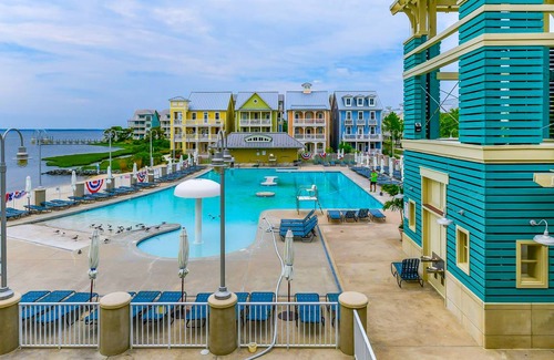 Sunset Island Condo | 130 m² Condo ∙ 3 bedrooms ∙ 8 guests