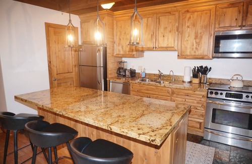 Aspen Condo | 130 m² Condo ∙ 3 bedrooms ∙ 6 guests