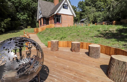 Loughton Cottage | 130 m² Cottage ∙ 3 bedrooms ∙ 5 guests