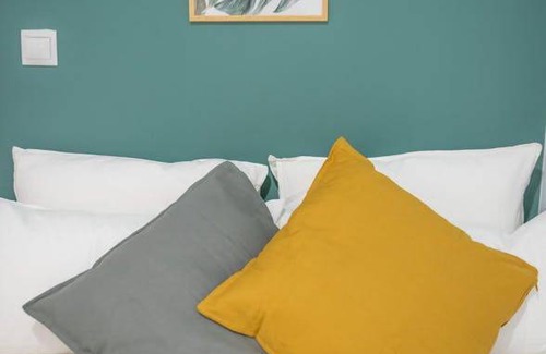 Barrio de La Latina Resort | 130 m² Private room ∙ 1 bedroom ∙ 1 guest