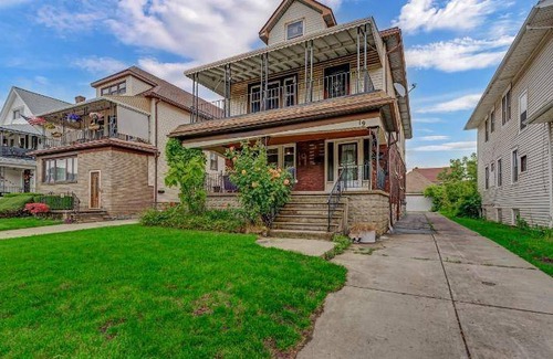 North Buffalo House | 130 m² House ∙ 3 bedrooms ∙ 6 guests