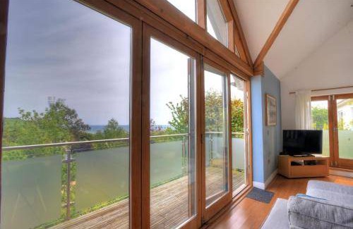 Charmouth House | 130 m² House ∙ 3 bedrooms ∙ 8 guests