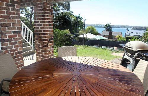 Bundeena House | 130 m² House ∙ 3 bedrooms ∙ 10 guests